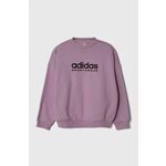 Otroški pulover adidas vijolična barva - vijolična. Otroški pulover iz kolekcije adidas, izdelan iz pletenine s potiskom. Model z mehko oblazinjeno sredino zagotavlja mehkobo in dodatno toploto.