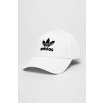 adidas Originals kapa - bela. Kapa s šiltom vrste baseball iz kolekcije adidas Originals. Model izdelan iz enobarvne tkanine.