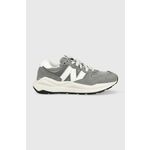 New Balance Čevlji siva 42 EU M5740VPB