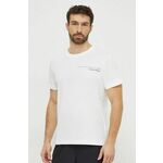 Bombažna kratka majica Calvin Klein moški, bela barva - bela. Kratka majica iz kolekcije Calvin Klein, izdelana iz tanke, elastične pletenine. Model iz visokokakovostnega in trajnostnega materiala.