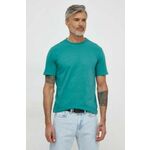 Bombažna kratka majica Desigual moški, zelena barva - zelena. Kratka majica iz kolekcije Desigual, izdelana iz enobarvne pletenine. Model iz zračne bombažne tkanine.