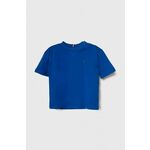 Otroška bombažna kratka majica Tommy Hilfiger - modra. Otroške lahkotna kratka majica iz kolekcije Tommy Hilfiger, izdelana iz visokokakovostne pletenine, ki je bila izdelana na trajnostni način. Model iz mehke in na otip prijetne tkanine.