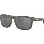 Oakley Holbrook XL 94173459 Woodgrain/Prizm Black Polarized XL Lifestyle očala