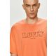 T-shirt Levi's oranžna barva - oranžna. T-shirt iz kolekcije Levi's. Model izdelan iz tanke, rahlo elastične pletenine.