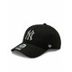 Kapa s šiltom 47brand MLB New York Yankees črna barva - črna. Kapa s šiltom vrste baseball iz kolekcije 47brand. Model izdelan iz enobarvnega materiala z dodatki.