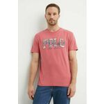 Bombažna kratka majica Polo Ralph Lauren moška, roza barva, 710941855 - roza. Lahkotna majica iz kolekcije Polo Ralph Lauren, izdelana iz pletenine, prijetne na otip. Model iz izjemno udobne bombažne tkanine.